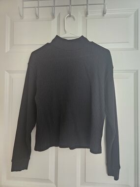 GAP Black Ribbed Mock Neck Long Sleeve Top